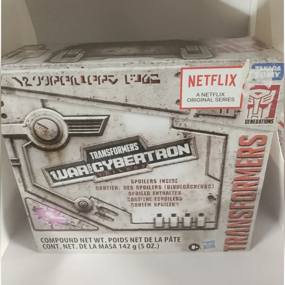 TRANSFORMERS NETFLIX WAR FOR CYBERTRON Trilogy SPOILER BOX  Generations. New in